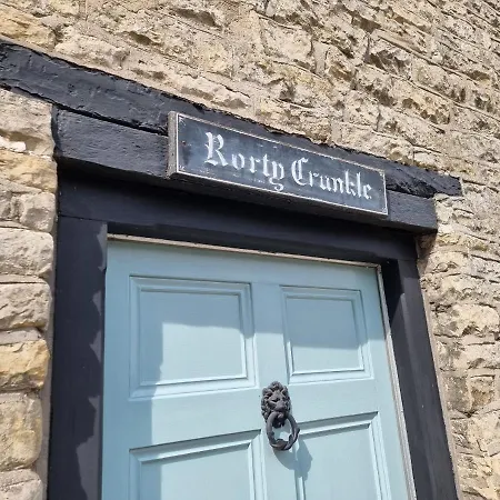 Nyaraló Rorty Crankle Pickering